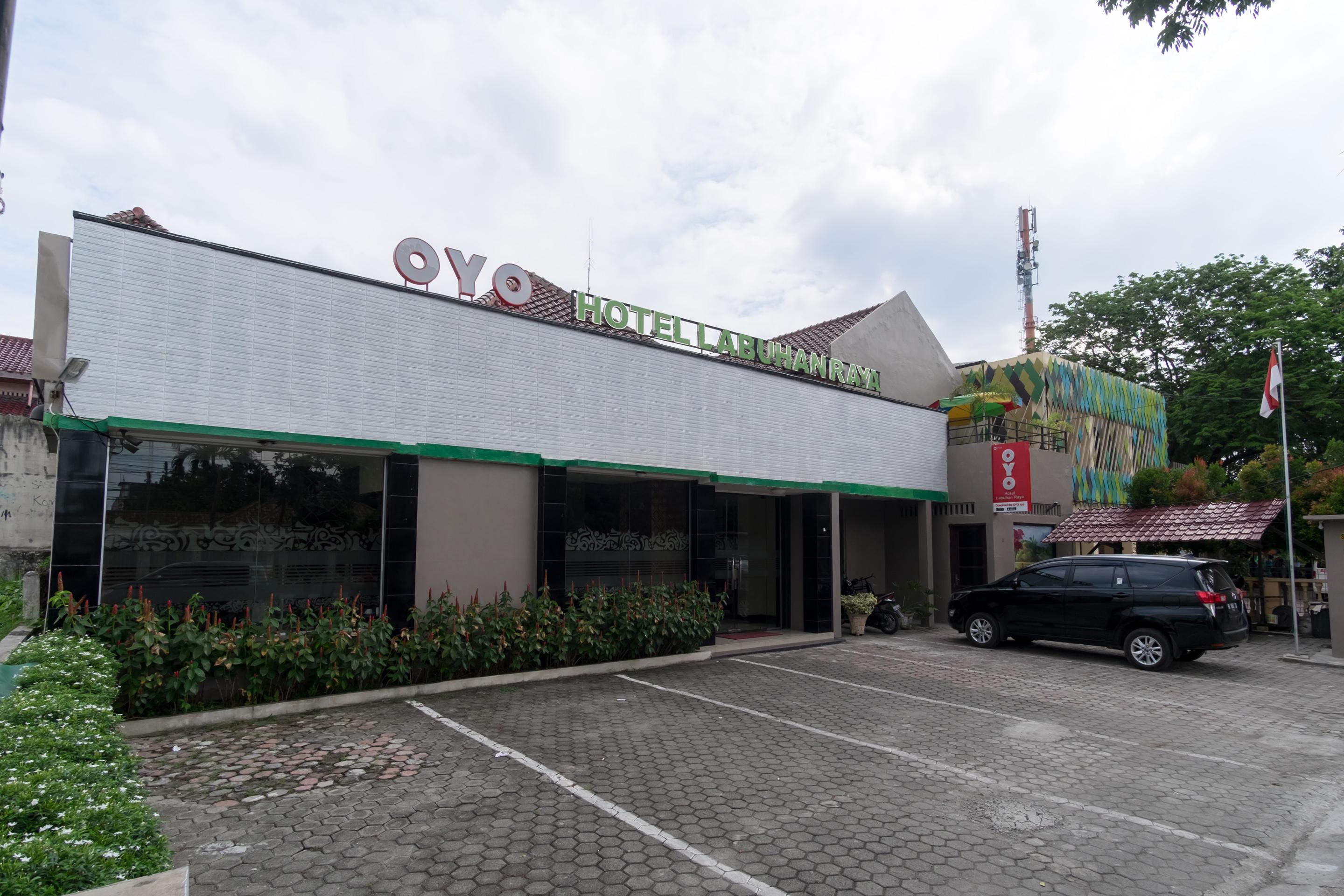 OYO 741 Hotel Labuhan Raya Medan Bagian luar foto