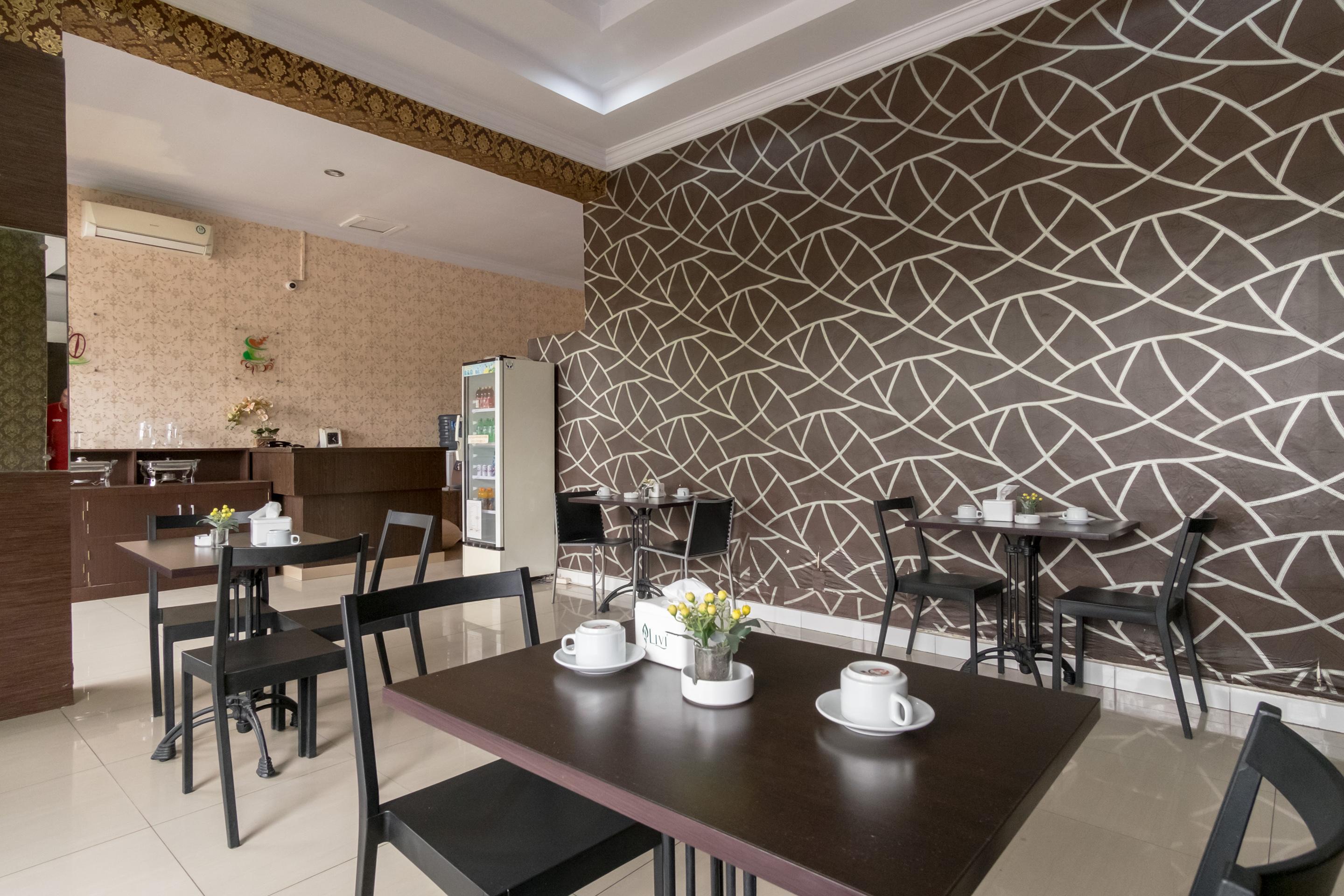 OYO 741 Hotel Labuhan Raya Medan Bagian luar foto