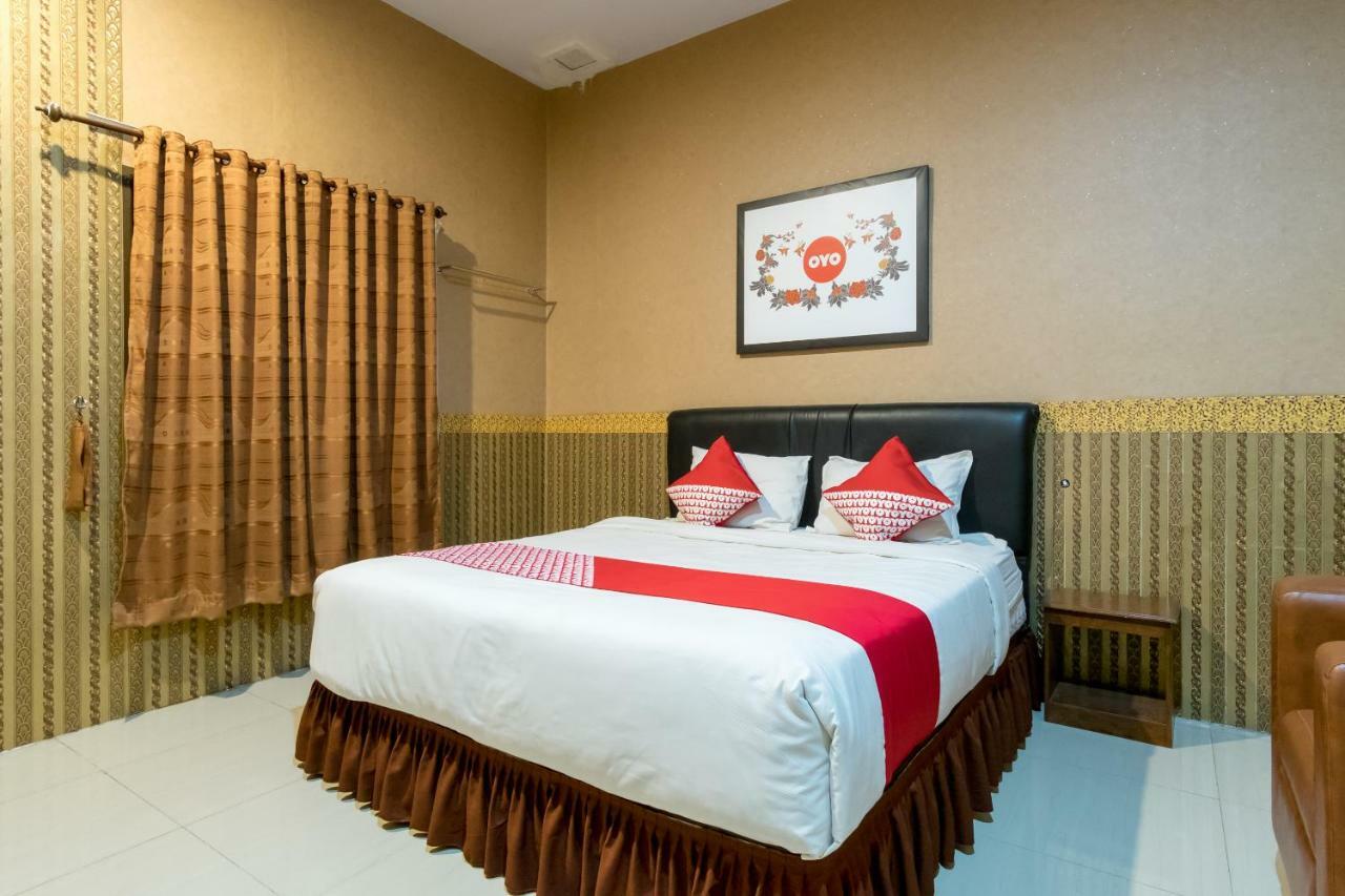 OYO 741 Hotel Labuhan Raya Medan Bagian luar foto