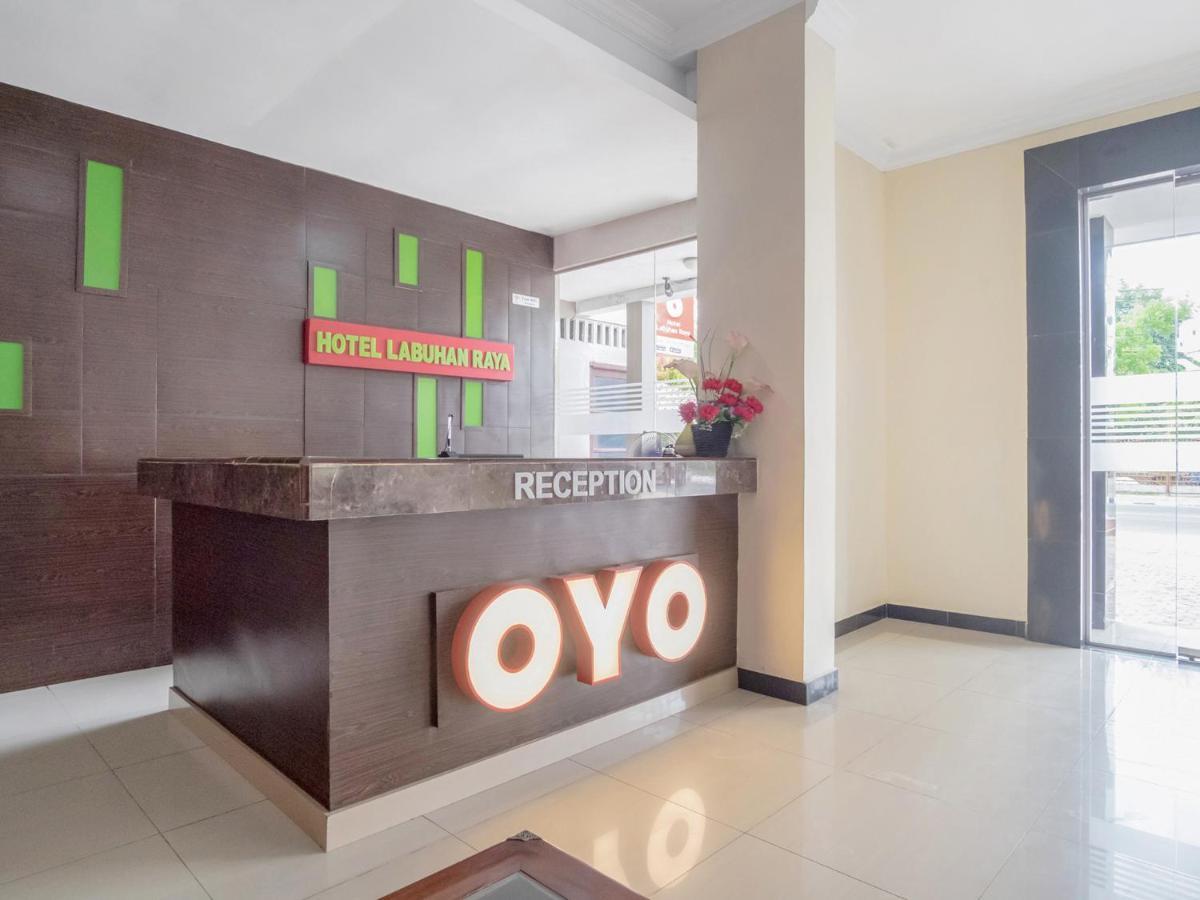 OYO 741 Hotel Labuhan Raya Medan Bagian luar foto