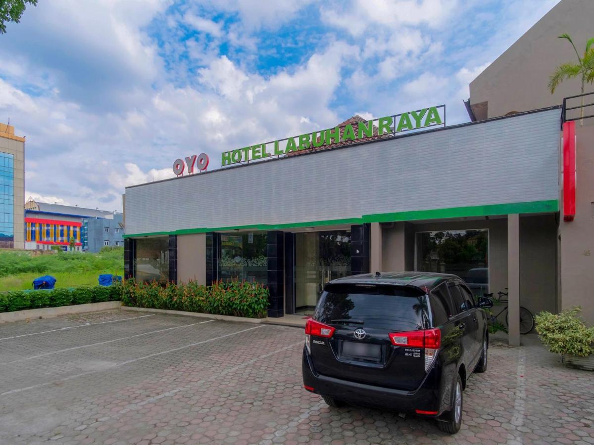 OYO 741 Hotel Labuhan Raya Medan Bagian luar foto