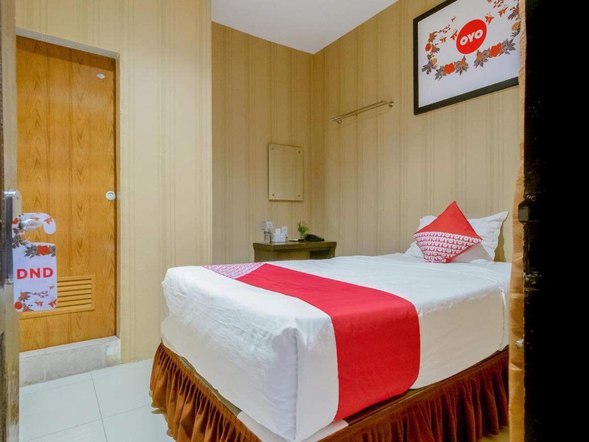 OYO 741 Hotel Labuhan Raya Medan Bagian luar foto