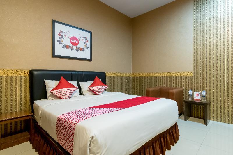 OYO 741 Hotel Labuhan Raya Medan Bagian luar foto