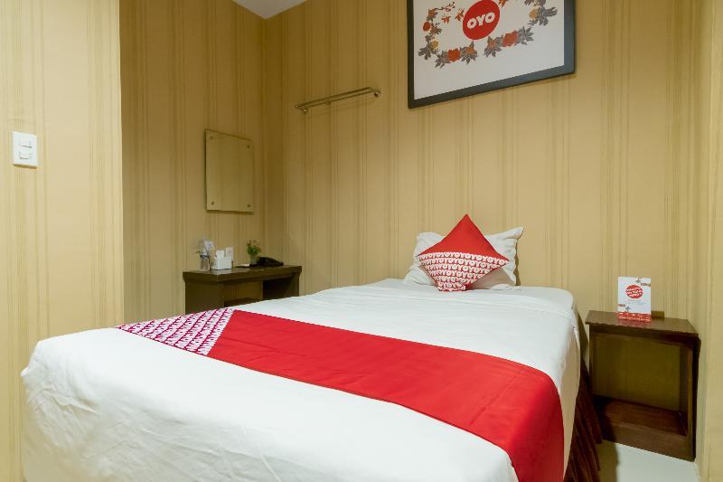 OYO 741 Hotel Labuhan Raya Medan Bagian luar foto