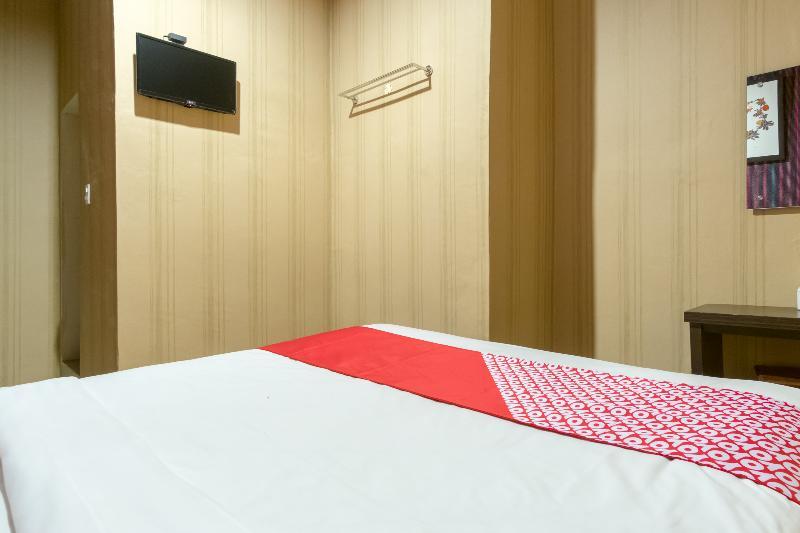 OYO 741 Hotel Labuhan Raya Medan Bagian luar foto